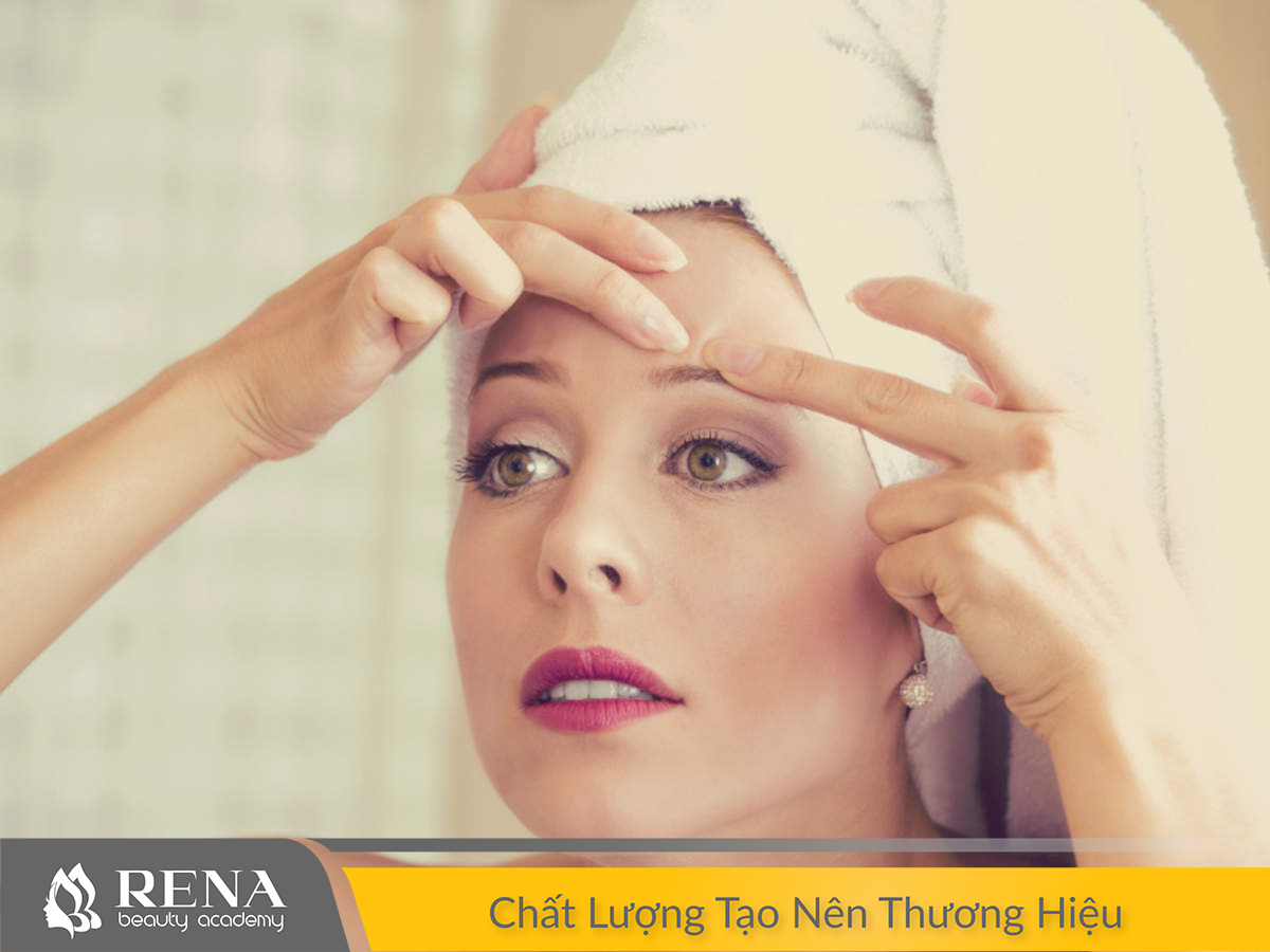 Các bước nặn mụn đúng cách dành cho Kỹ thuật viên spa