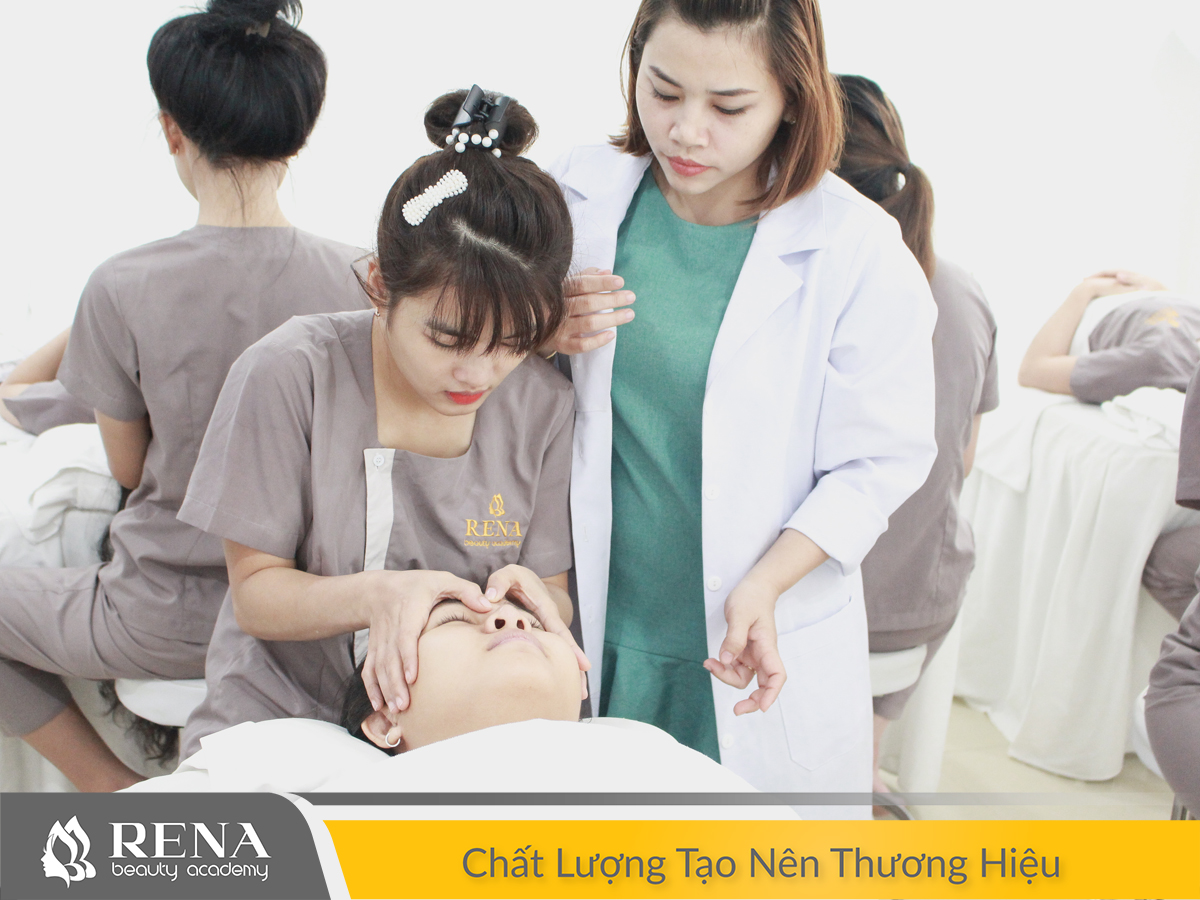 Học chăm sóc da chuyên nghiệp ở đâu để tự tin kinh doanh Spa