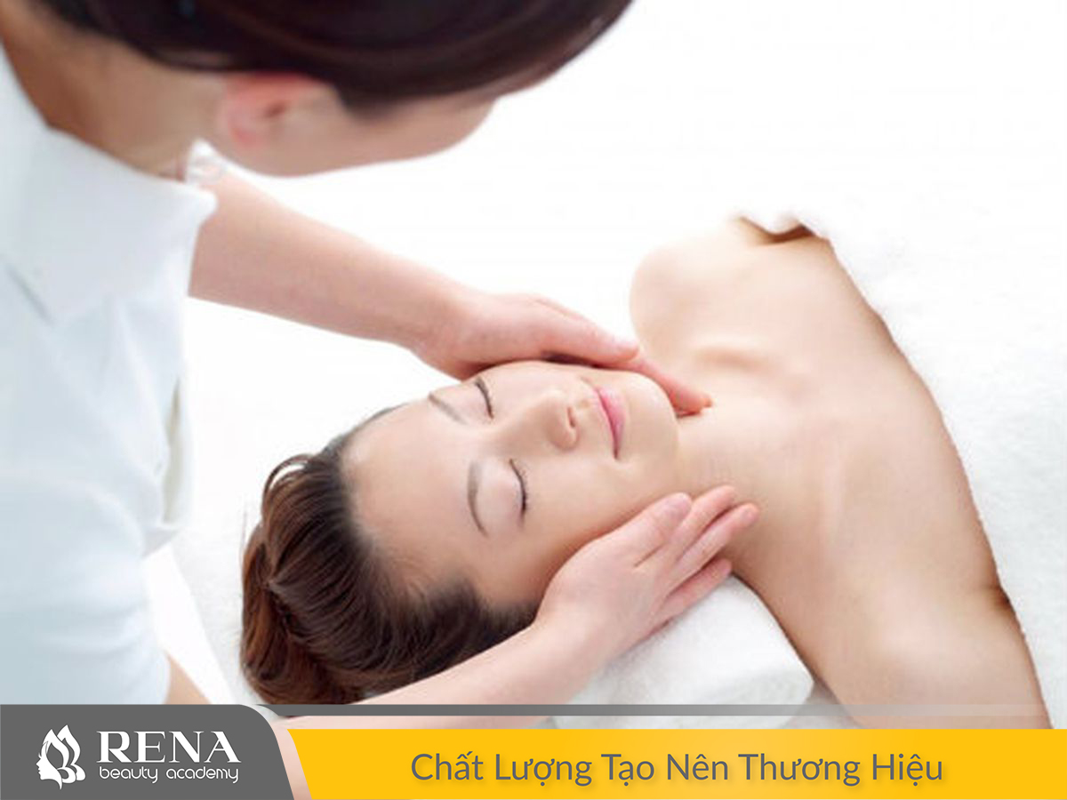 Học nghề spa có cần bằng cấp 3 không? Có yêu cầu độ tuổi không?