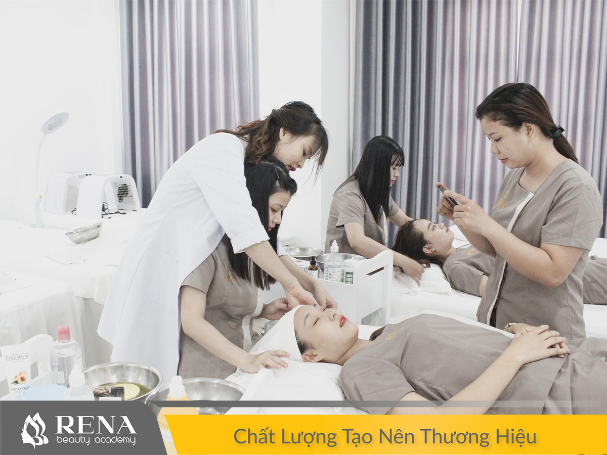 Những lưu ý khi đăng ký học nghề spa 2019